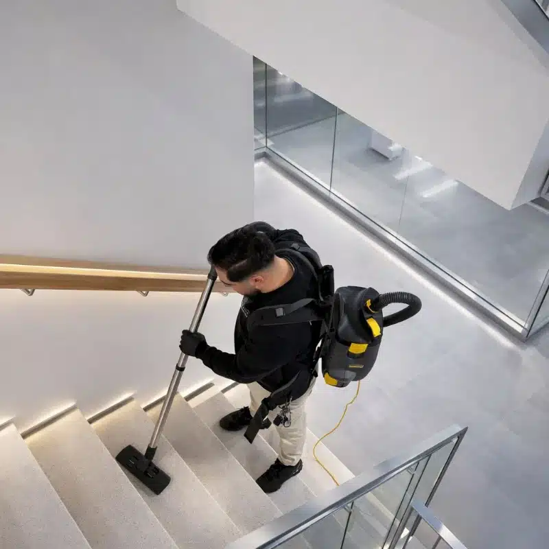 Service entretien interieur dans un immeuble de haut standing a Crissier