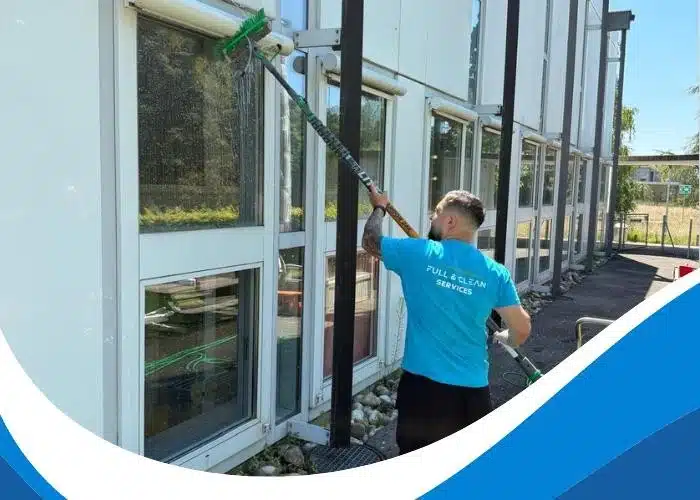 Service de nettoyage de vitres et surfaces vitrées à Morges par Full Clean Services